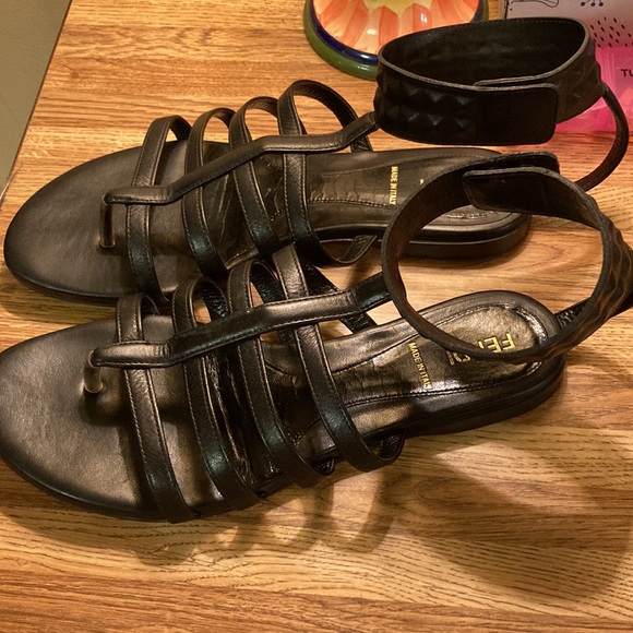 FENDI Diana Gladiator Sandals - Picture 3 of 10